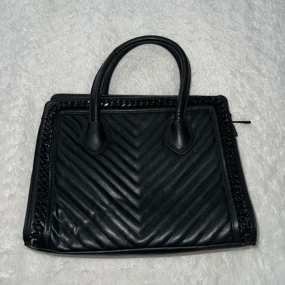 BLACK TOTE - Picture 1 of 2